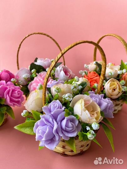 Корзинка мыльных цветов