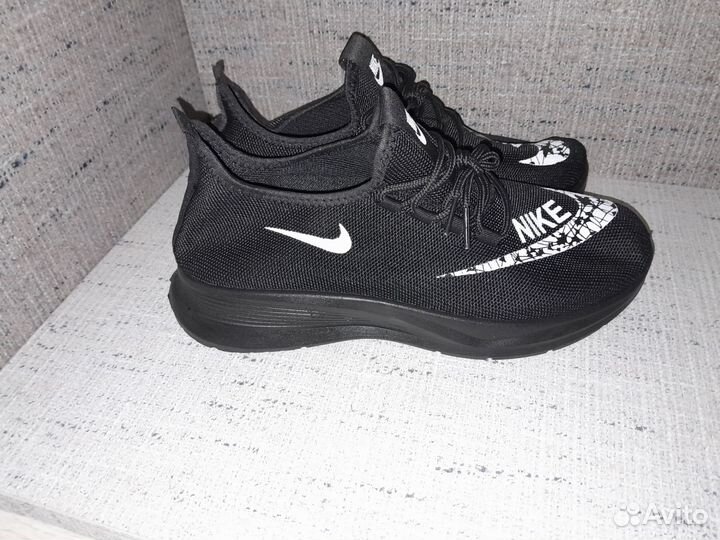 Кроссовки nike