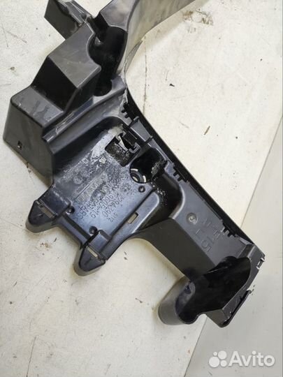 Кронштейн бампера задний правый Bmw X5 F15 2013