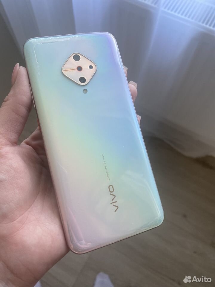 vivo V17, 8/128 ГБ