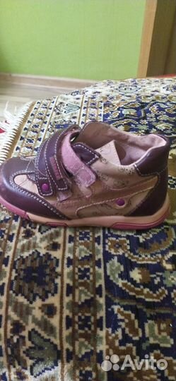 Кроссовки детские