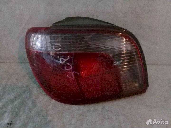 Фонарь (стоп сигнал) левый 52-004 Toyota Vitz SCP1