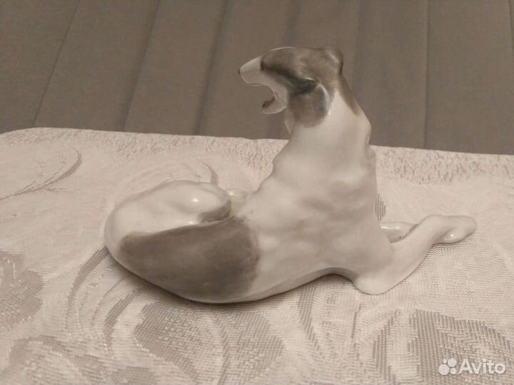 Статуэтка лфз. Борзая