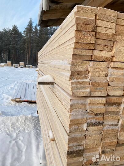 Сосновая доска для стен и пола