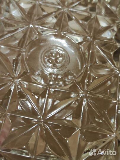 Стеклянная пепельница времен СССР и современная