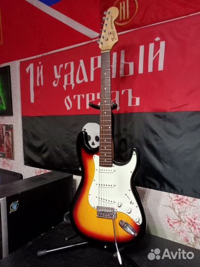 Электрогитара