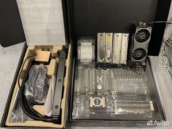 Комплект:FX-8350, sabertooth 990fx, 16GB, вод. охл
