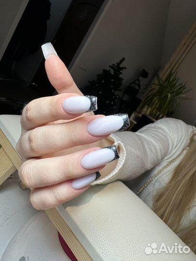 Маникюр наращивание ногтей