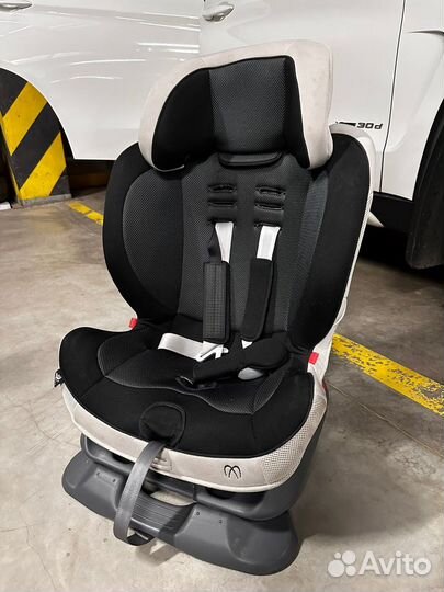 Автокресло carmate swing moon