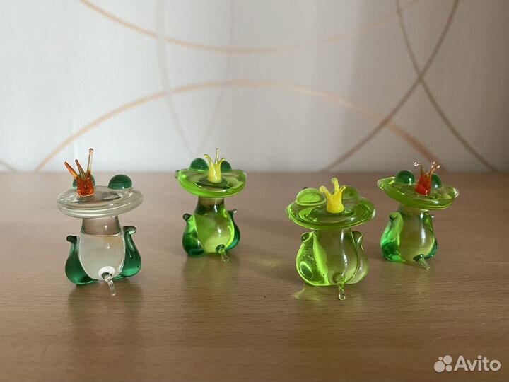 Царевна-лягушка из стекла
