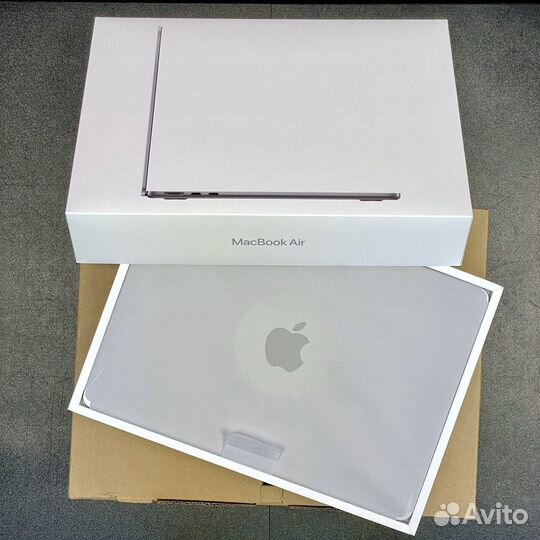 MacBook Air 13 M2 (8/512GB) Россия, Новый