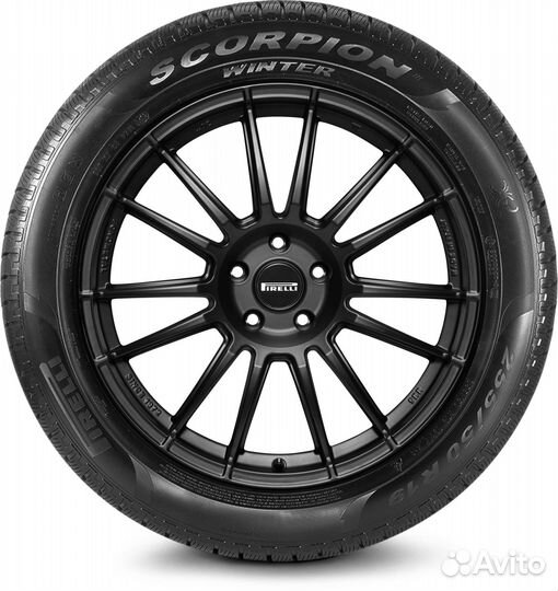 Pirelli Scorpion Winter 325/35 R22 114W