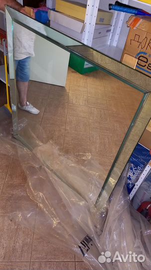 Зеркало настенное