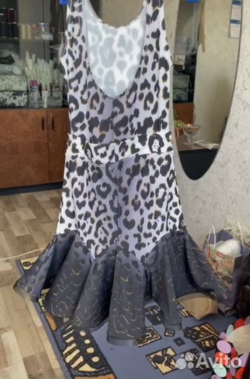 Тренероврчная одежда для бальных танцев