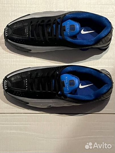 Кроссовки Nike Shox R4