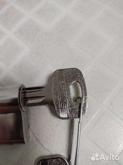 Личинка замка