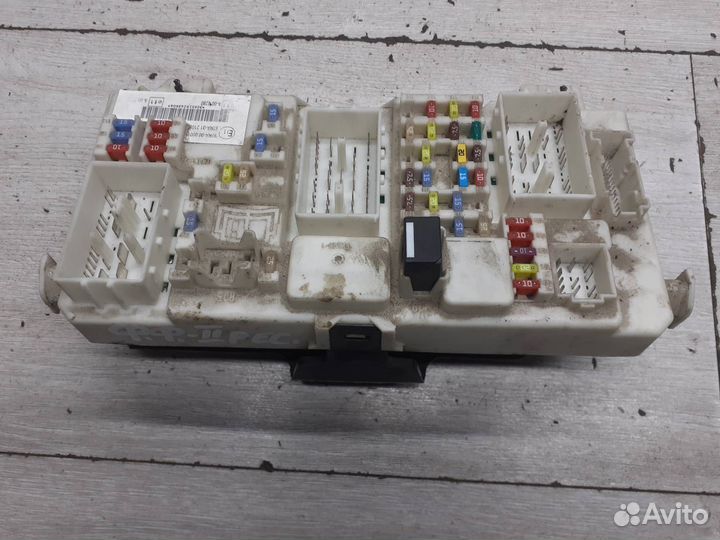 Блок предохранителей Ford Focus 2