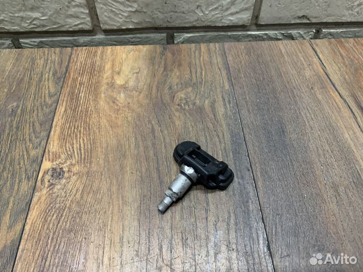 Mercedes Benz GLA X156 Датчик давления в шине