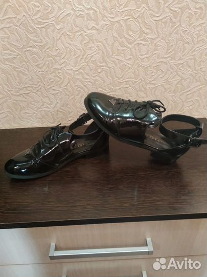 Туфли женские