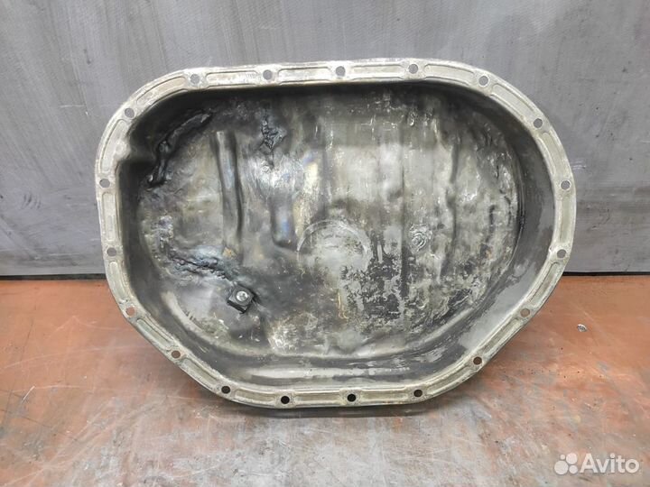 Масляный поддон Mercedes m110