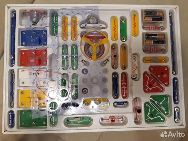 Продам электронный конструктор для детей от 5 лет