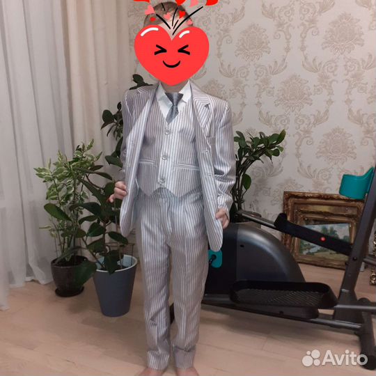 Костюм классический для мальчика 5-6лет