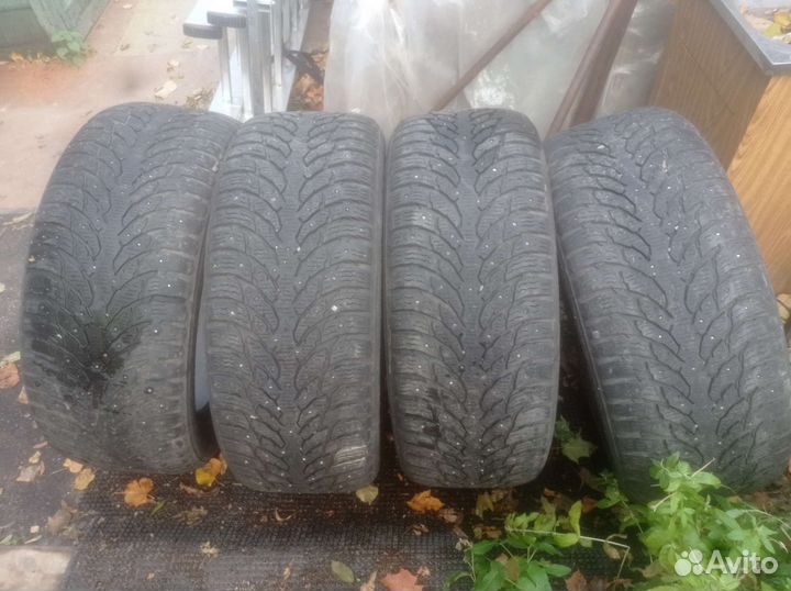 Nokian Tyres Hakkapeliitta 9 SUV 275/50 R21 113T