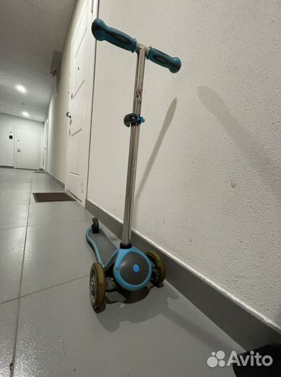 Самокат трехколесный Globber беговел