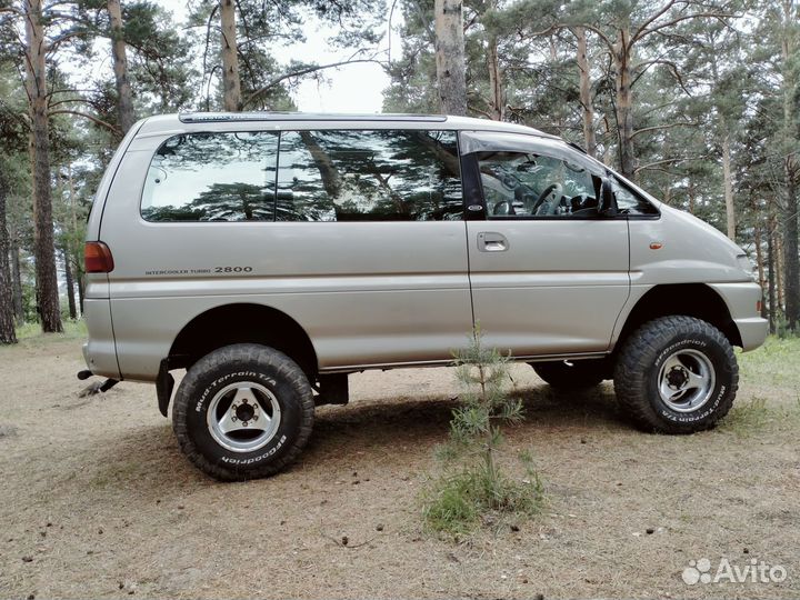 Mitsubishi Delica 2.8 AT, 1999, 226 000 км