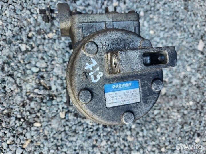 Компрессор кондиционера Kia Mohave HM D6EA 2012