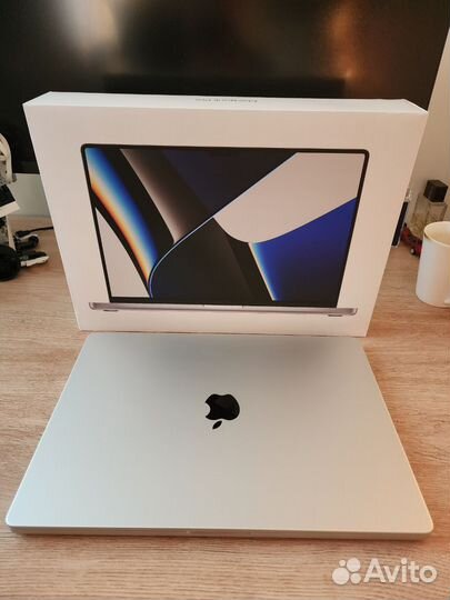 Macbook Pro 16 M1 Pro 16GB 512GB