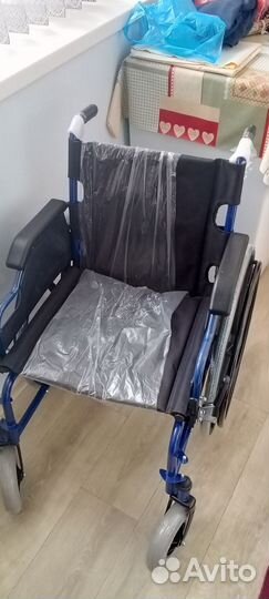 Инвалидная коляска новая