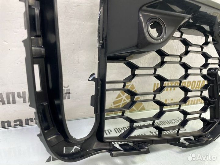 Решетка бампера передняя правая Bmw X7 G07 M-pack