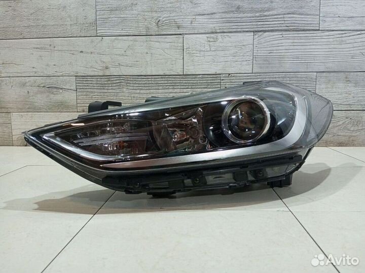 Фара левая для hyundai elantra 2016 92101F2000