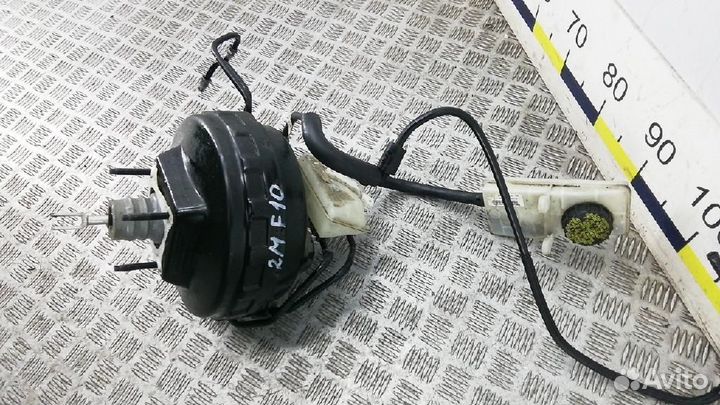 Усилитель тормозов вакуумный Ford Escape