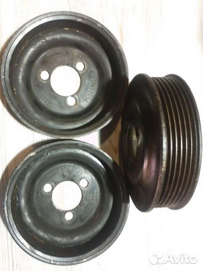 Датчик давления масла в гур и шкив гур VAG