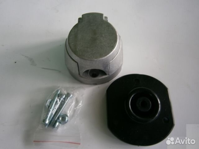 Алюминиевая розетка для прицепа