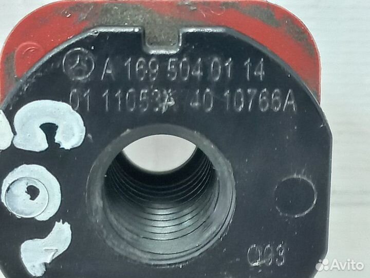 Крепление радиатора Mercedes Benz C220D W205