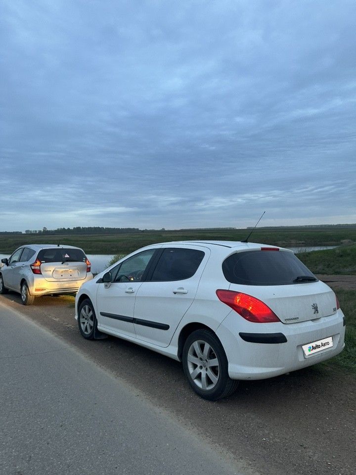 Peugeot 308: фото владельца