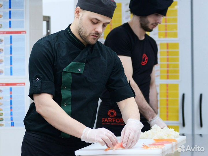 Повар сушист