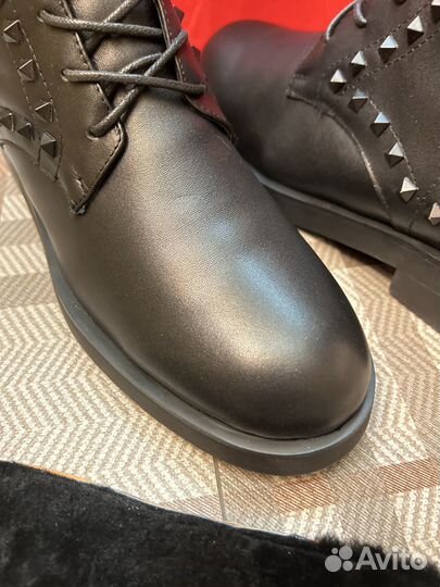 Valentino новые сапоги нат кожа зима