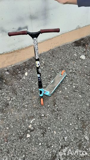 Трюковой самокат