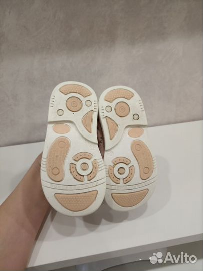 Сандалии для девочки 23 размер бу