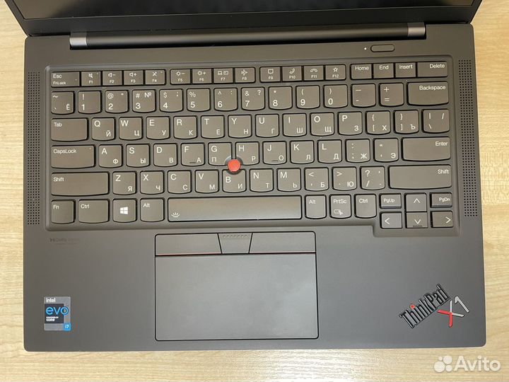 Ультраьук Lenovo X1 Carbon Gen 9 - i7 / 16G / 1Tb