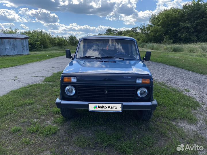 LADA 4x4 (Нива) 1.7 МТ, 2002, 200 000 км