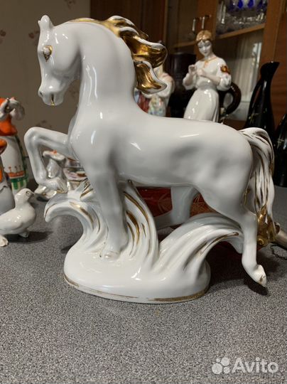 Фарфоровые статуэтки