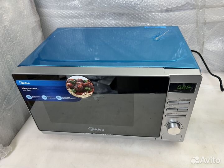 Микроволновая печь соло Midea AM720C4E-S