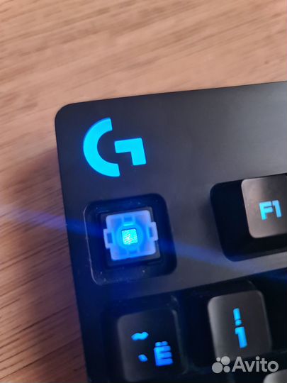 Клавиатура Logitech g810