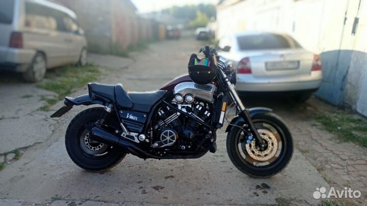 Yamaha vmax 1200