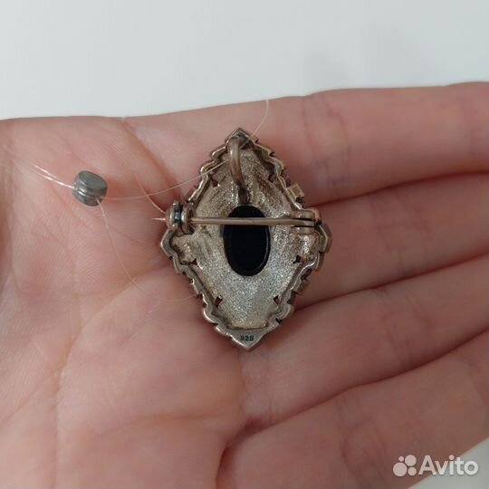 Брошь серебро марказит